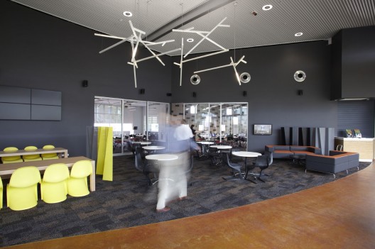 Science Innovation Learning Centre / Swanbury Penglase