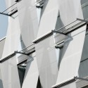 F40 Office Building / Petersen Architekten F40 Office Building / Petersen Architekten © Jan Bitter