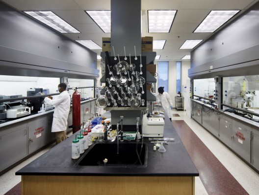 Biomanufacturing Research Institute and Technology Enterprise (BRITE) Facility / The Freelon Group Architects