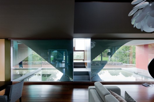 House on the Flight of Birds / Bernardo Rodrigues