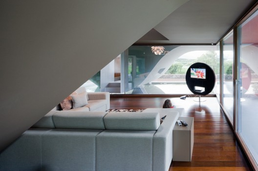 House on the Flight of Birds / Bernardo Rodrigues