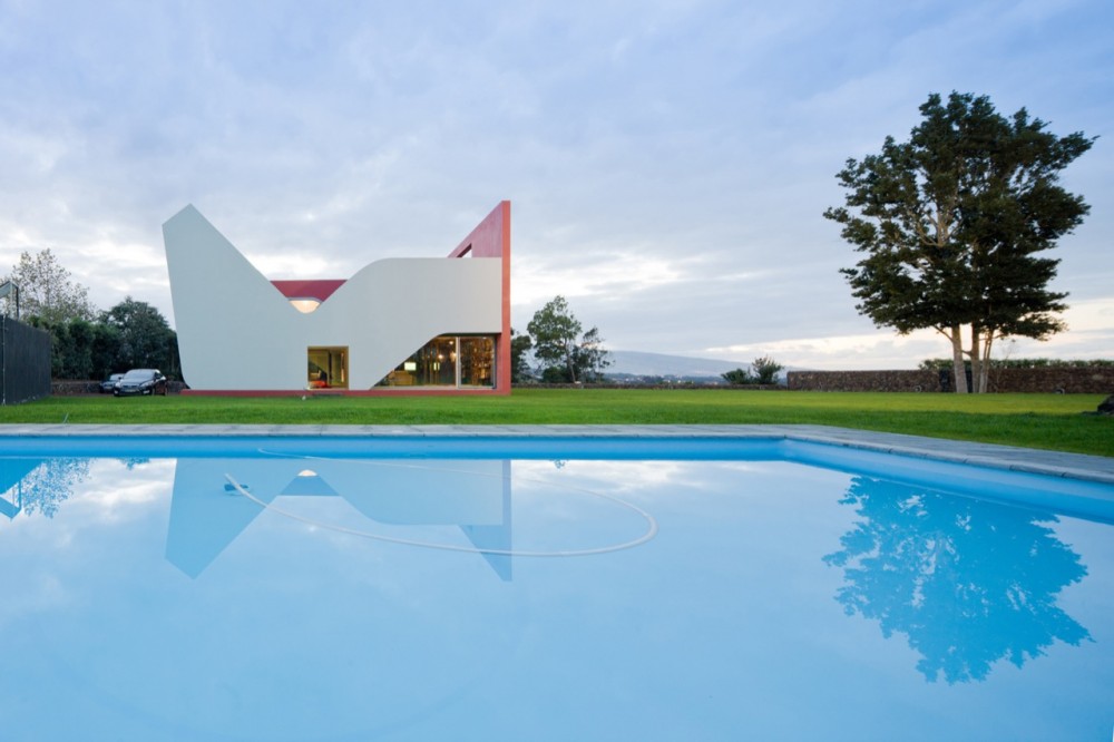 House on the Flight of Birds / Bernardo Rodrigues