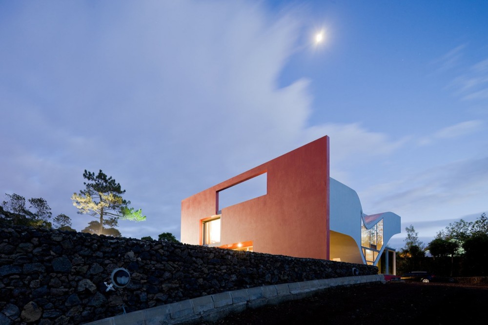 House on the Flight of Birds / Bernardo Rodrigues