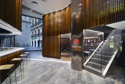 Café del Arco / Clavel Arquitectos