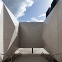 Palacio de Justica de Gouveia / Barbosa & Guimaraes Architects Palacio de Justica de Gouveia / Barbosa & Guimaraes Architects © José Campos, arqf architectural photography