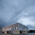 Palacio de Justica de Gouveia / Barbosa & Guimaraes Architects Palacio de Justica de Gouveia / Barbosa & Guimaraes Architects © José Campos, arqf architectural photography