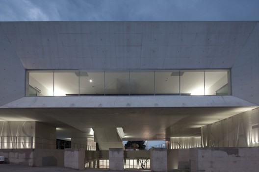 Palacio de Justica de Gouveia / Barbosa & Guimaraes Architects