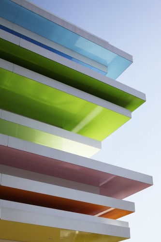 Sugamo Shinkin Bank / Emmanuelle Moureaux Architecture + Design