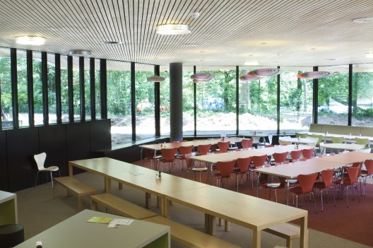 DHV Head Office / DHV Architects