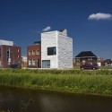Fabric Façade Studio Apartment / Rob Veening Fabric Façade Studio Apartment / Rob Veening © John Lewis Marshall