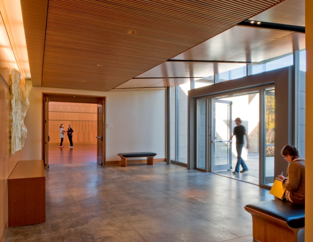 Princeton University Carl A. Fields Center / Ann Beha Architects