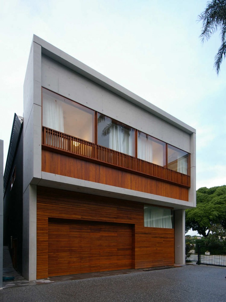 Y704 House / MARC&CO + coarchitecture