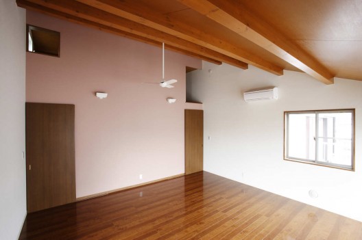 House in Ozenji / Hirose Yoshikazu Architects Office