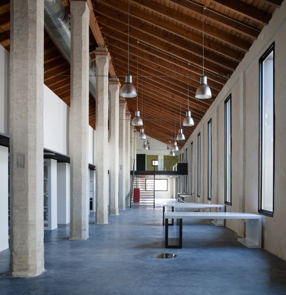 Public Library and Music School / Donaire Arquitectos