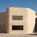 Public Library and Music School / Donaire Arquitectos © Fernando Alda