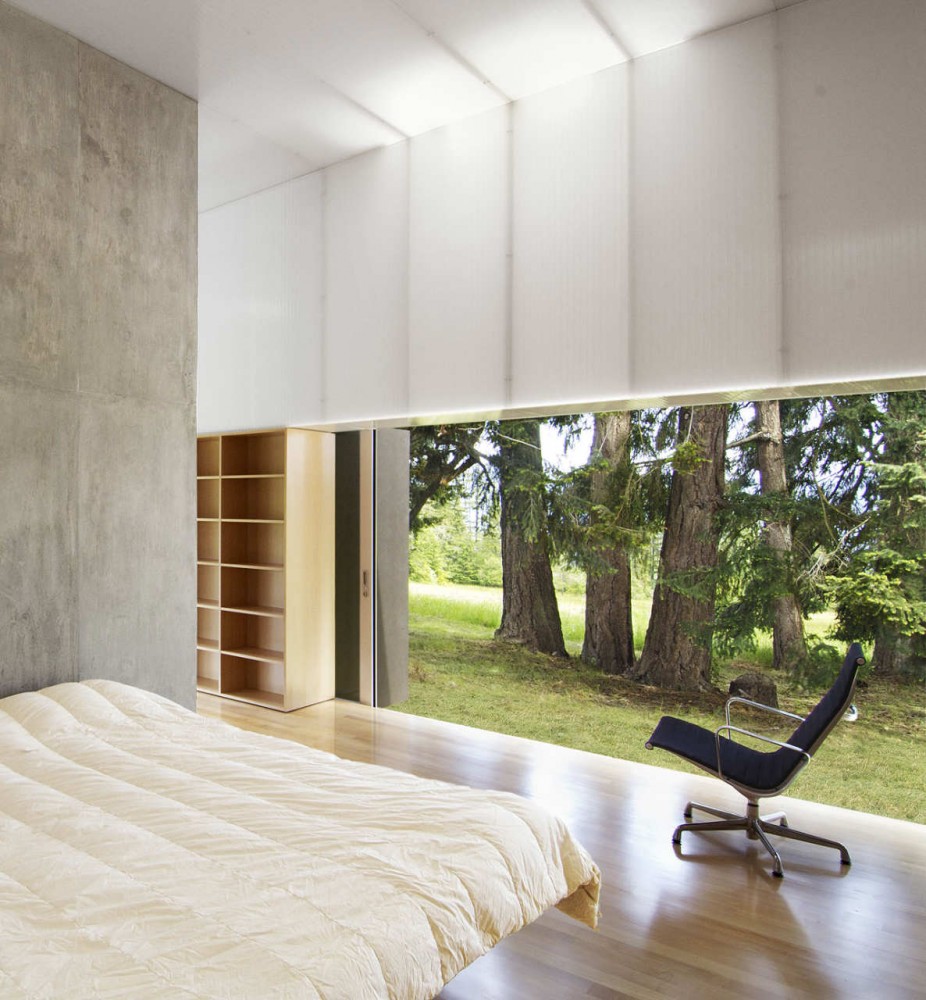 Linear House / Patkau Architects