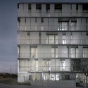 Block 30 Dwellings / nothing architecture Block 30 Dwellings / nothing architecture © Hisao Suziki