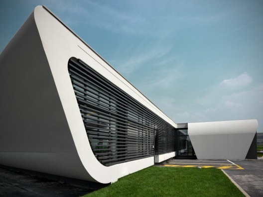 Gazoline Petrol Station / Damilano Studio Architects