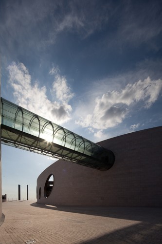 Champalimaud Centre for the Unknown / Charles Correa Associates