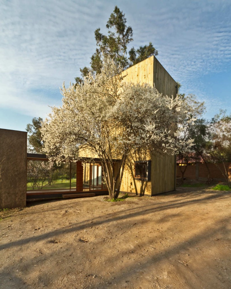Alejo’s House / Ida Pilar Silva Mondselewsky