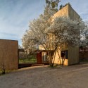 Alejo's House / Ida Pilar Silva Mondselewsky Alejo's House / Ida Pilar Silva Mondselewsky © Aryeh Kornfeld