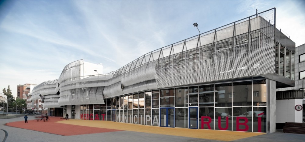 Rubí Market and Town Hall Offices / MiAS Arquitectes