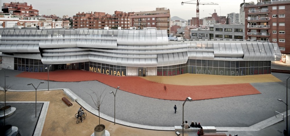 Rubí Market and Town Hall Offices / MiAS Arquitectes