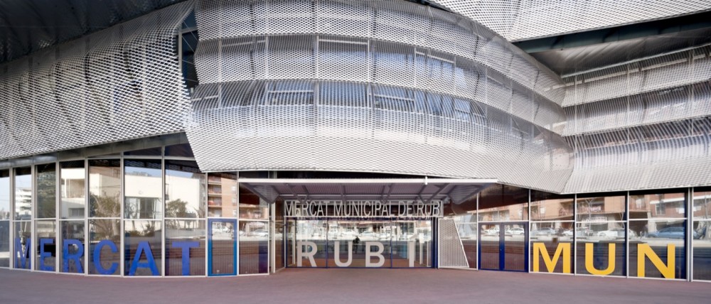 Rubí Market and Town Hall Offices / MiAS Arquitectes