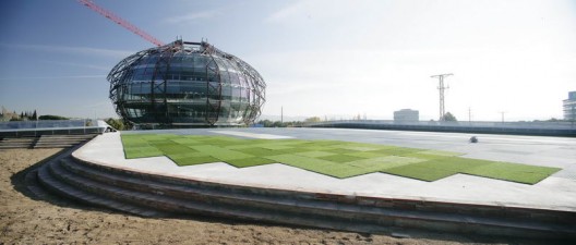 iGuzzini Illuminazione España Headquarters / MiAS Arquitectes
