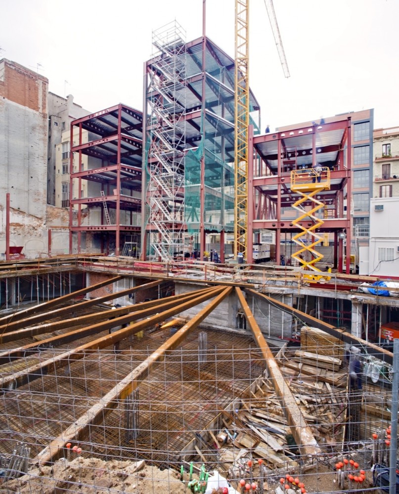 In Progress: Plug in Building / MiAS Arquitectes