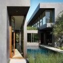 Vienna Way / Marmol Radziner Vienna Way / Marmol Radziner © Joe Fletcher Photography