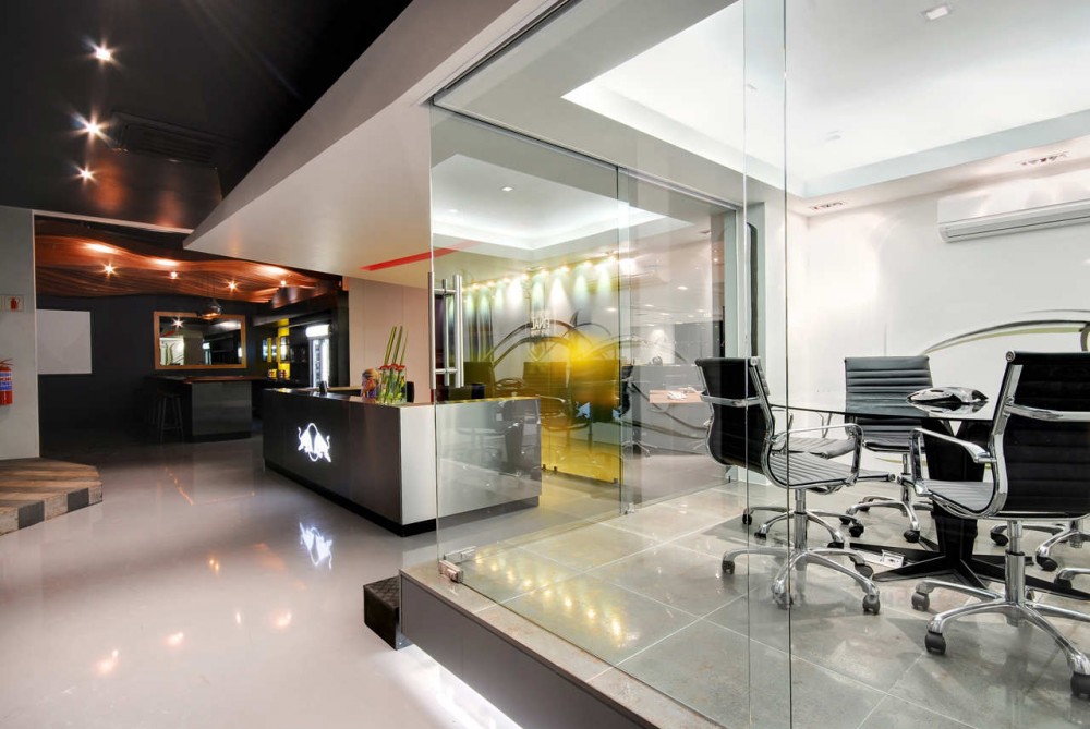 Red Bull’s Cape Town Office / COA