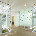 © Sugamo Shinkin Bank / Emmanuelle Moureaux Architecture + Design © Sugamo Shinkin Bank / Emmanuelle Moureaux Architecture + Design © Nacasa & Partners Inc.
