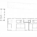 Pieterlen Appartment Building / bauzeit architekten Pieterlen Appartment Building / bauzeit architekten © Yves André