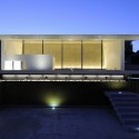 Beach House / Yamamori Architect & Associates
