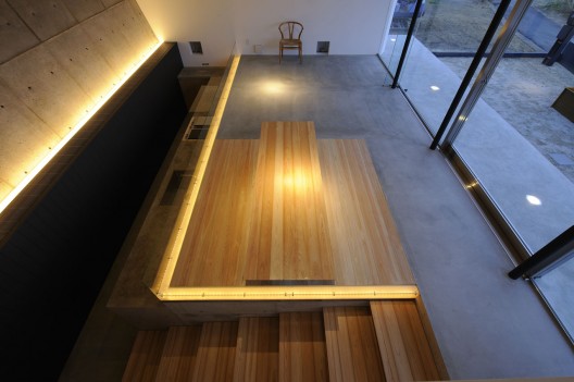 Beach House / Yamamori Architect & Associates