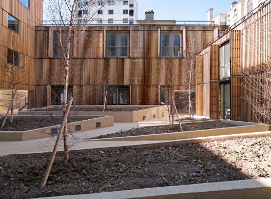 Student Residence / LAN Architecture