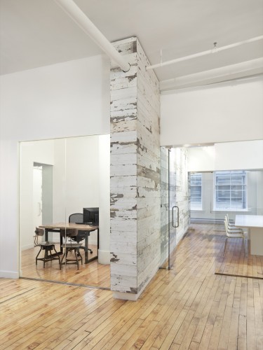 EDUN Americas, Inc. Showroom & Offices / Spacesmith