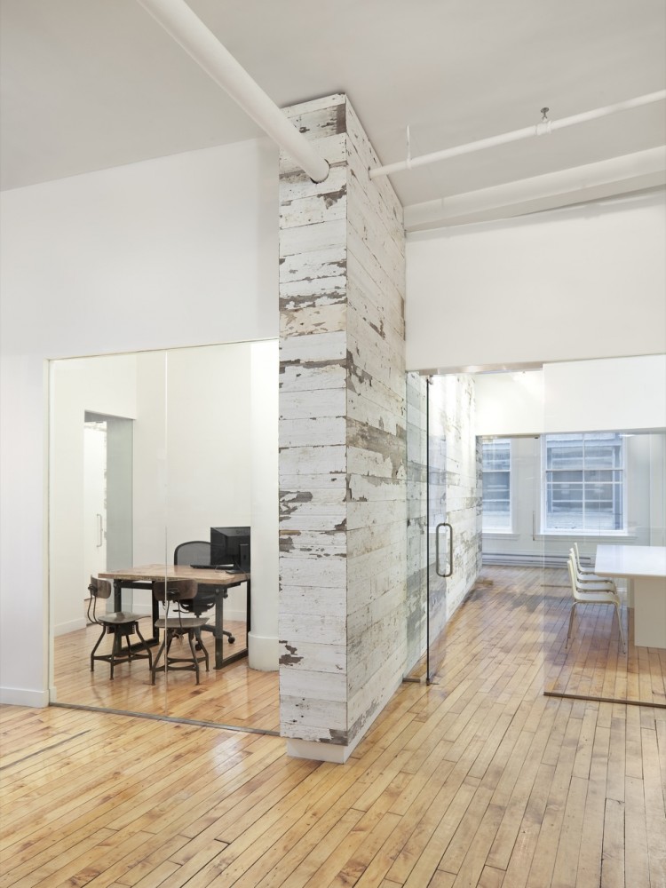 EDUN Americas, Inc. Showroom & Offices / Spacesmith