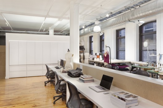 EDUN Americas, Inc. Showroom & Offices / Spacesmith