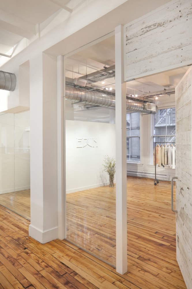 EDUN Americas, Inc. Showroom & Offices / Spacesmith