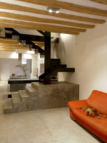 Can Badia House Renovation / Saizverdoux Arquitectos