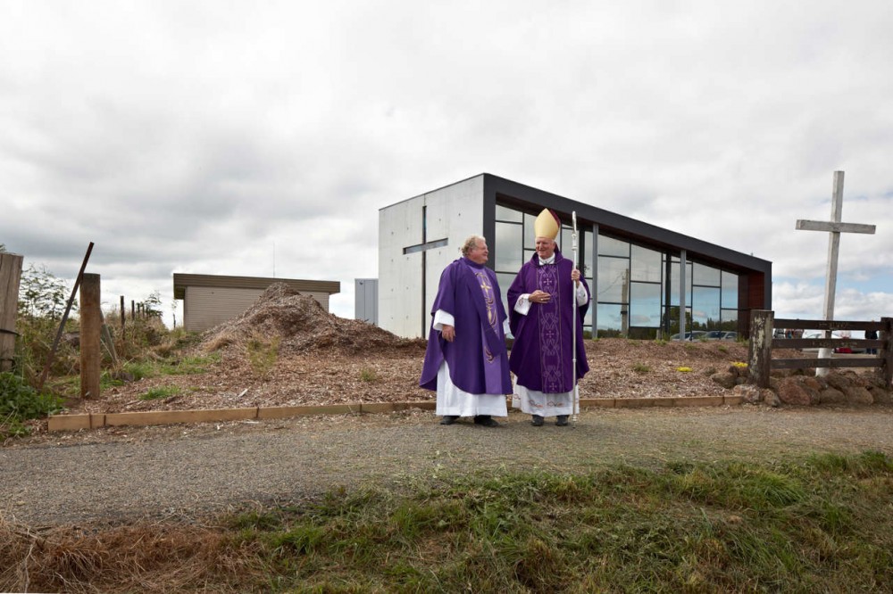 St Mary’s Kinglake Church / Kavellaris Urban Design