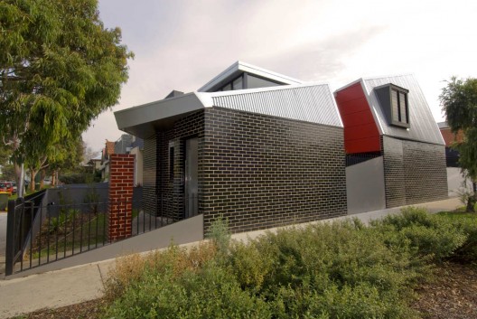 Jones House / Kavellaris Urban Design