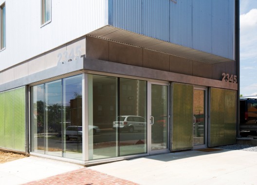 Building 2345 / Höweler + Yoon Architecture
