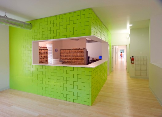 Building 2345 / Höweler + Yoon Architecture