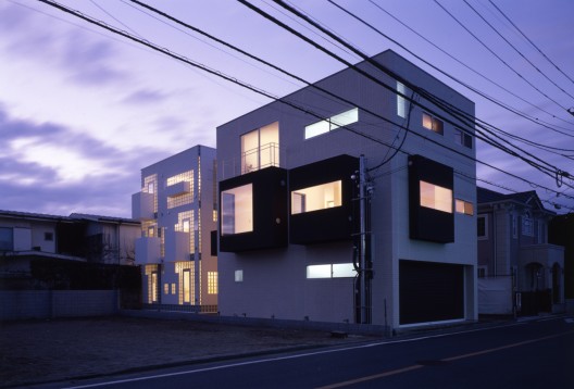 Twin Bricks / Atelier Tekuto