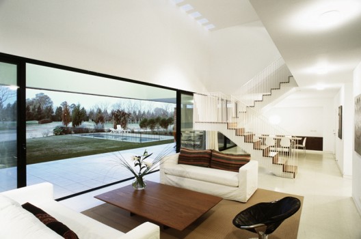 MYP House / Estudio BaBO