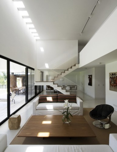 MYP House / Estudio BaBO