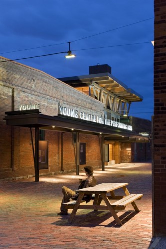 Young Centre for the Performing Arts / KPMB Architects